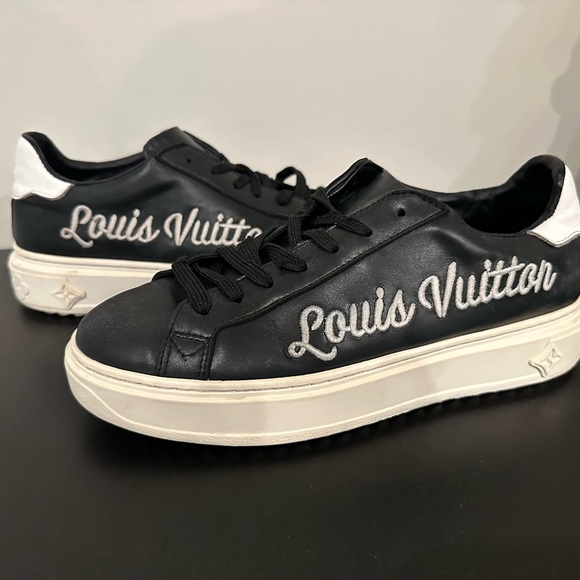 LOUIS VUITTON TIME OUT SNEAKER - Picture 6 of 9